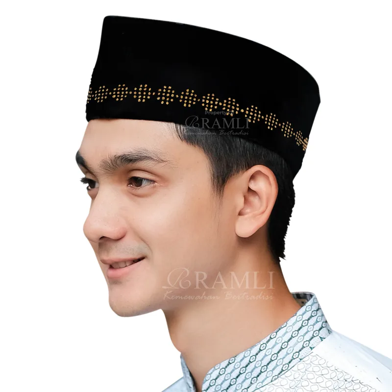 Ramli Songkok Lukis Camry AC Tinggi 9